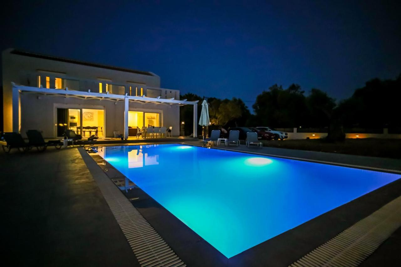 Villa Boviana With Private Swimming PoolAgios Sostis  エクステリア 写真